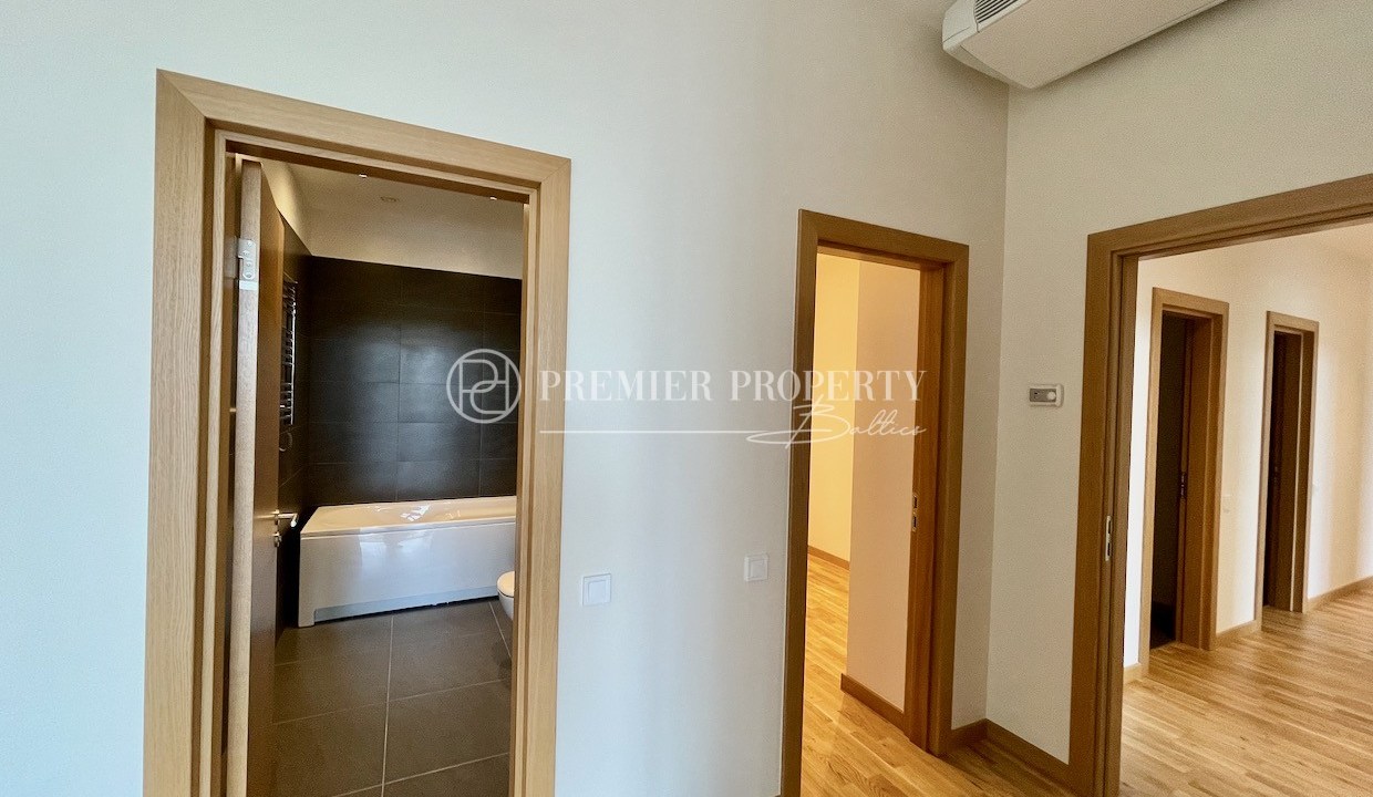 MEZAPARKA 1_111-2105_15