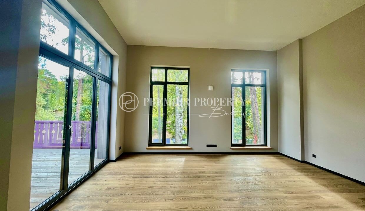 MEZAPARKA 10_111-2804 - 2