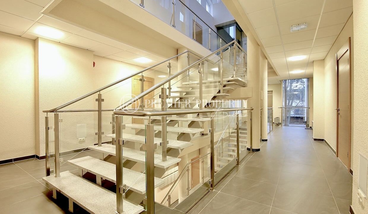 MEZA 19_111-2501 - 12