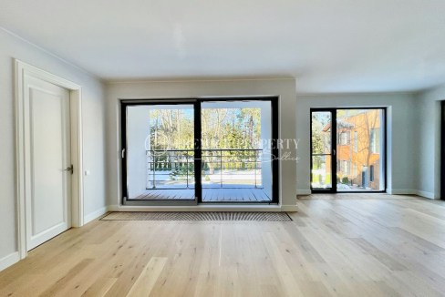 STRELNIEKU 72_111-1205 - 2